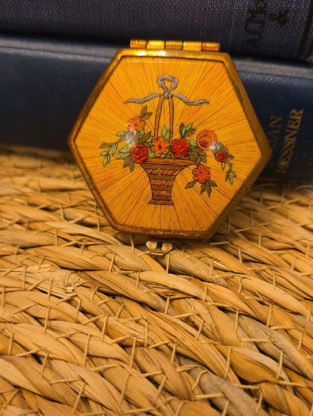 Art Deco Houbigant Ladies Compact